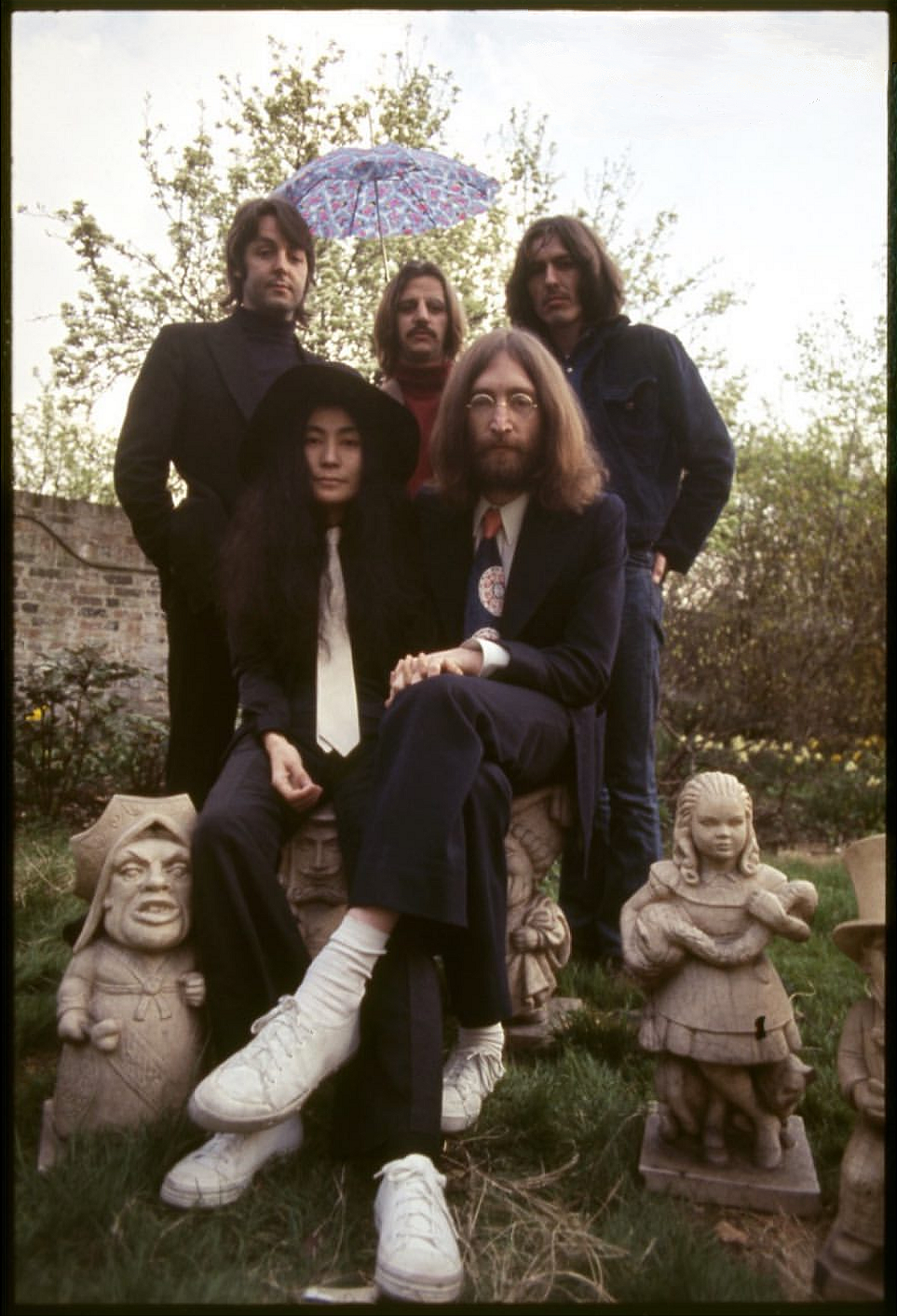 The Ballad Of John And Yoko Photo Session – The Daily Beatle